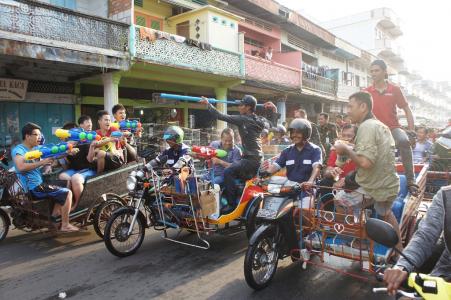 Bupati dan Kapolres Meranti Baku tembak dengan Warga Tionghoa